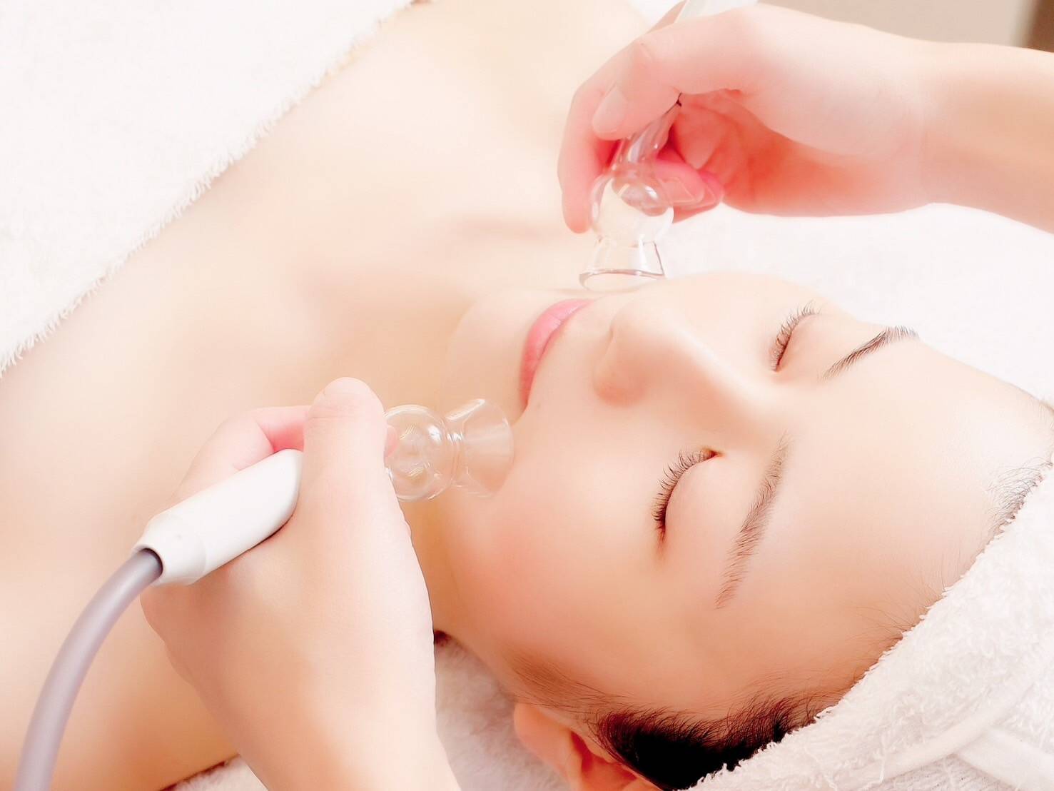 Facial Beauty | MENARD OSAKA メナード化粧品 大阪心斎橋筋店